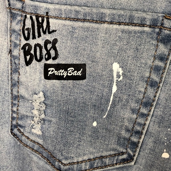 RED fox Distressed denim - Picture 7 of 14